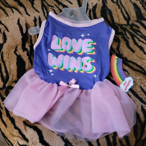 Pet Dress Dog or Cat  " LOVE WINS " xs sm med ea. New w/ Tag! - Picture 2 of 4